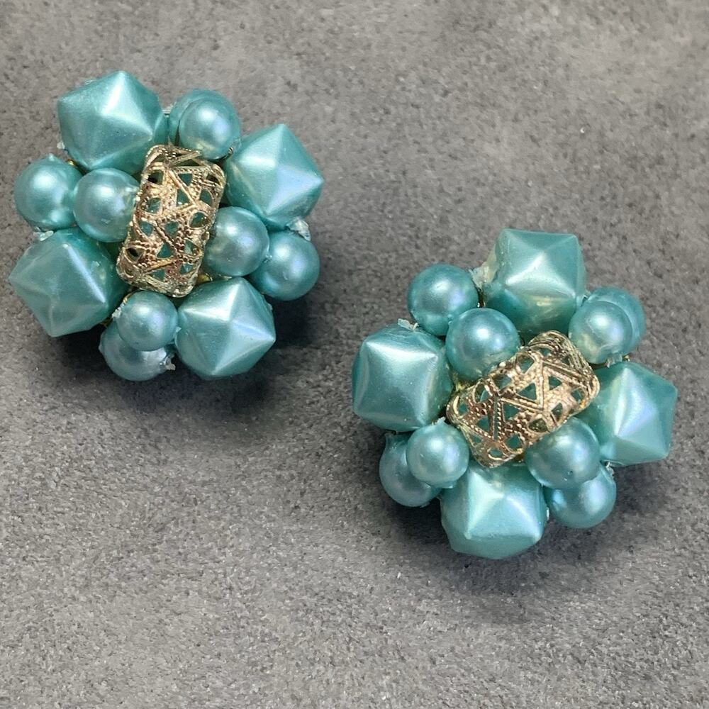 Vintage Huggie Clip On Earrings Pearlescent Clusters Made In Hong Kong